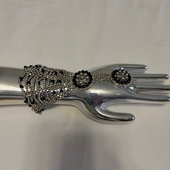 Iris Apfel & Bajalia Black & Silver Panja Hand Bracelet - Picture 3 of 14